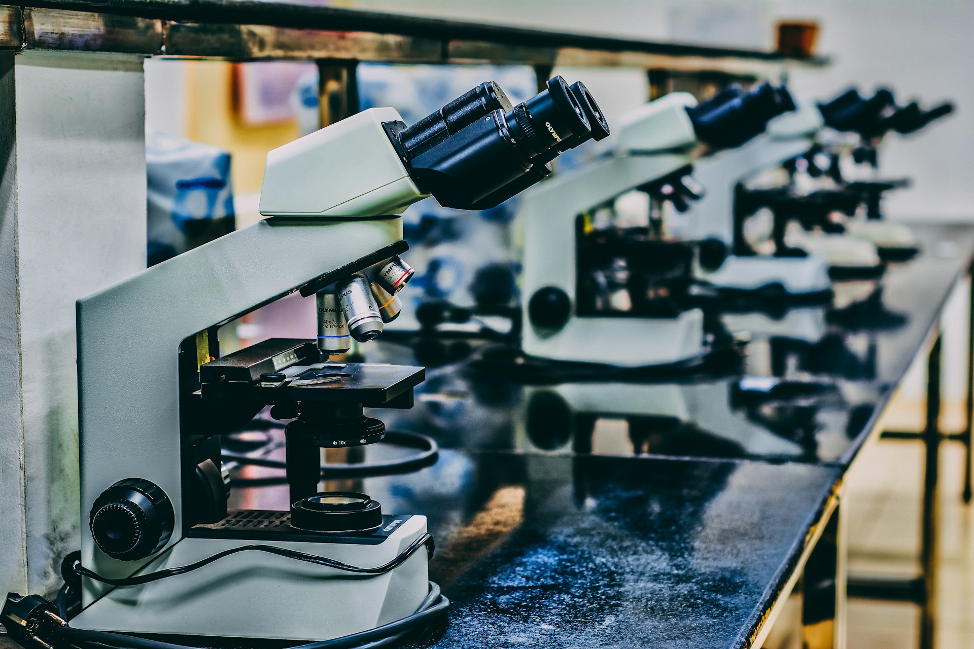 Advanced Laboratory Instruments